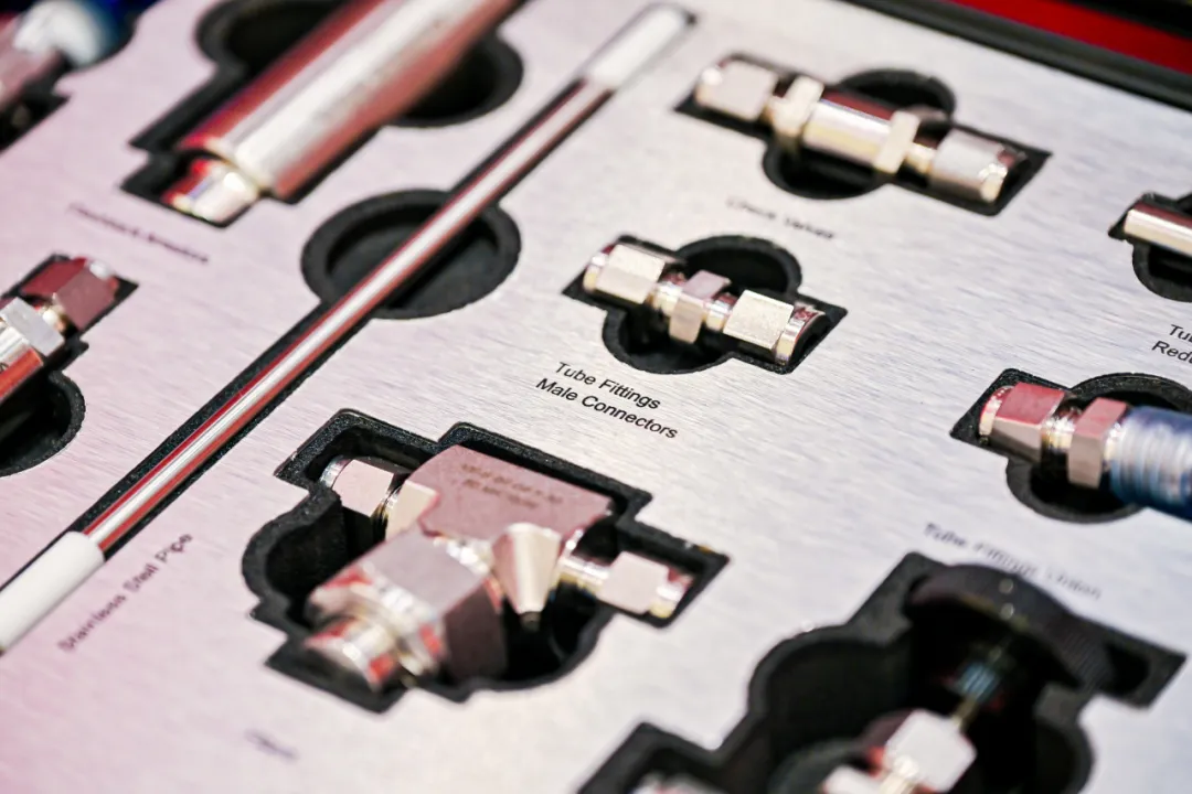 1762993639631003.png 2.png